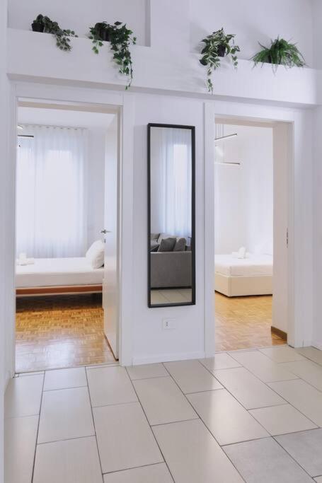 Lenny'S Central Apartment Milánó Kültér fotó